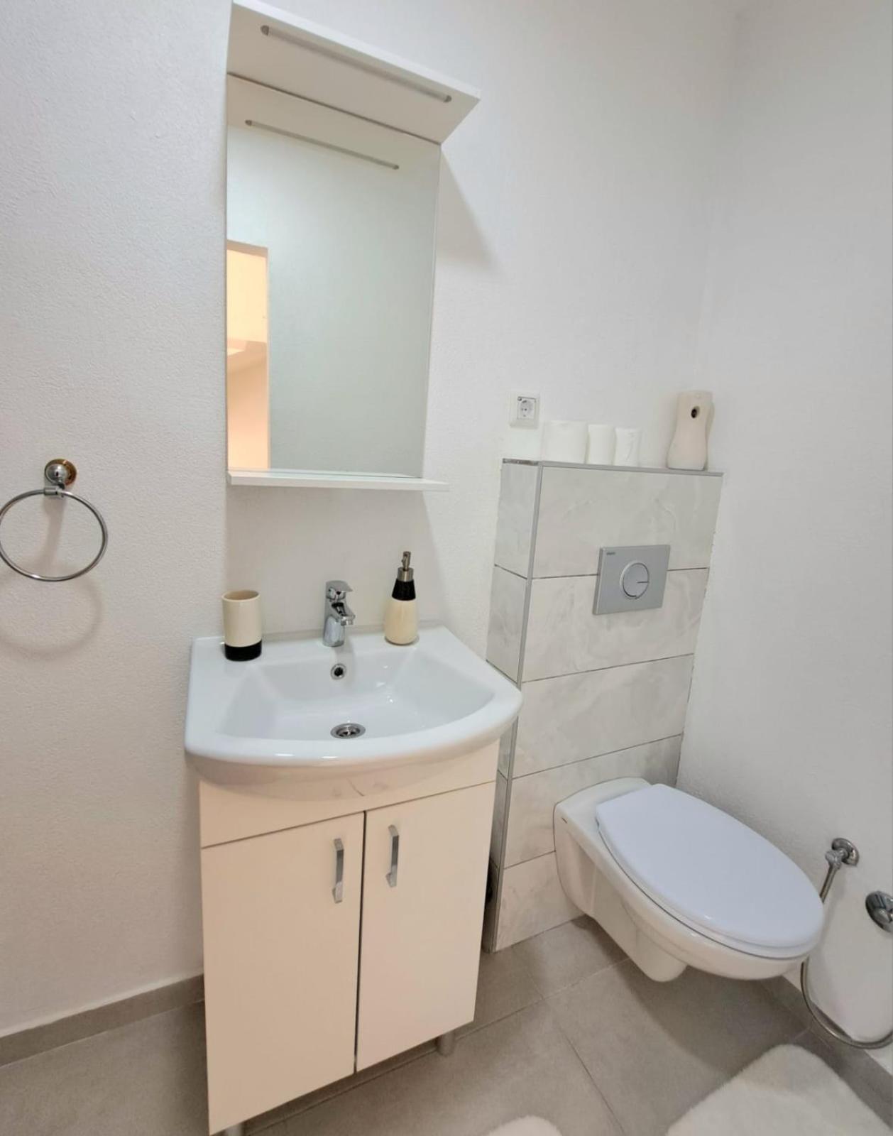 Sobe Zizi Bed & Breakfast Jajce Luaran gambar