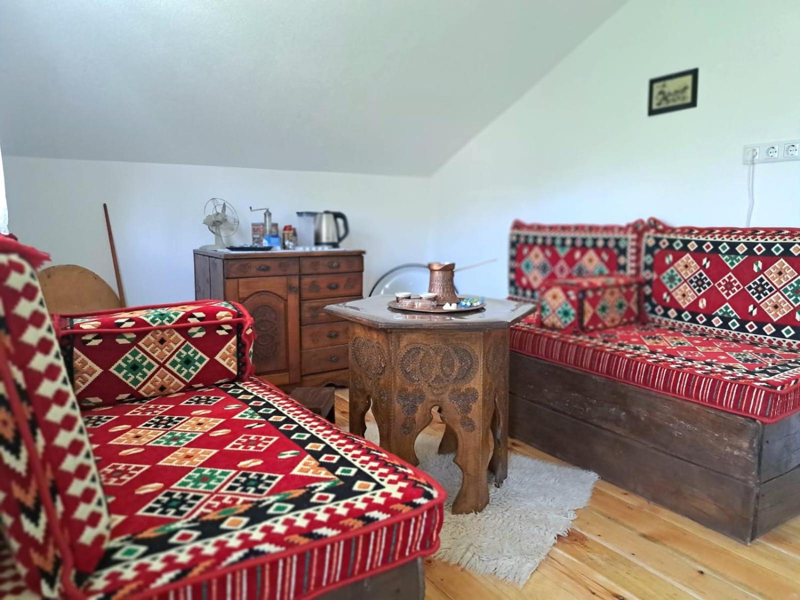 Sobe Zizi Bed & Breakfast Jajce Luaran gambar