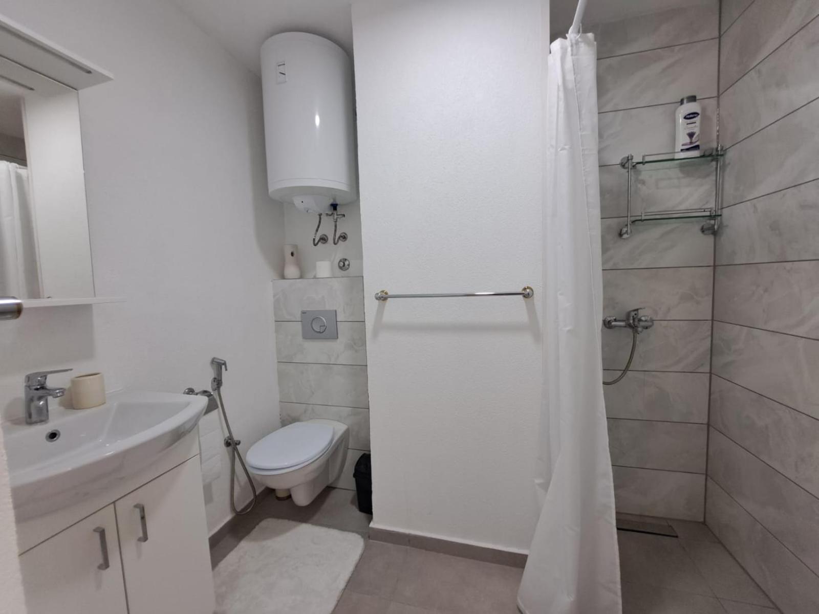 Sobe Zizi Bed & Breakfast Jajce Luaran gambar