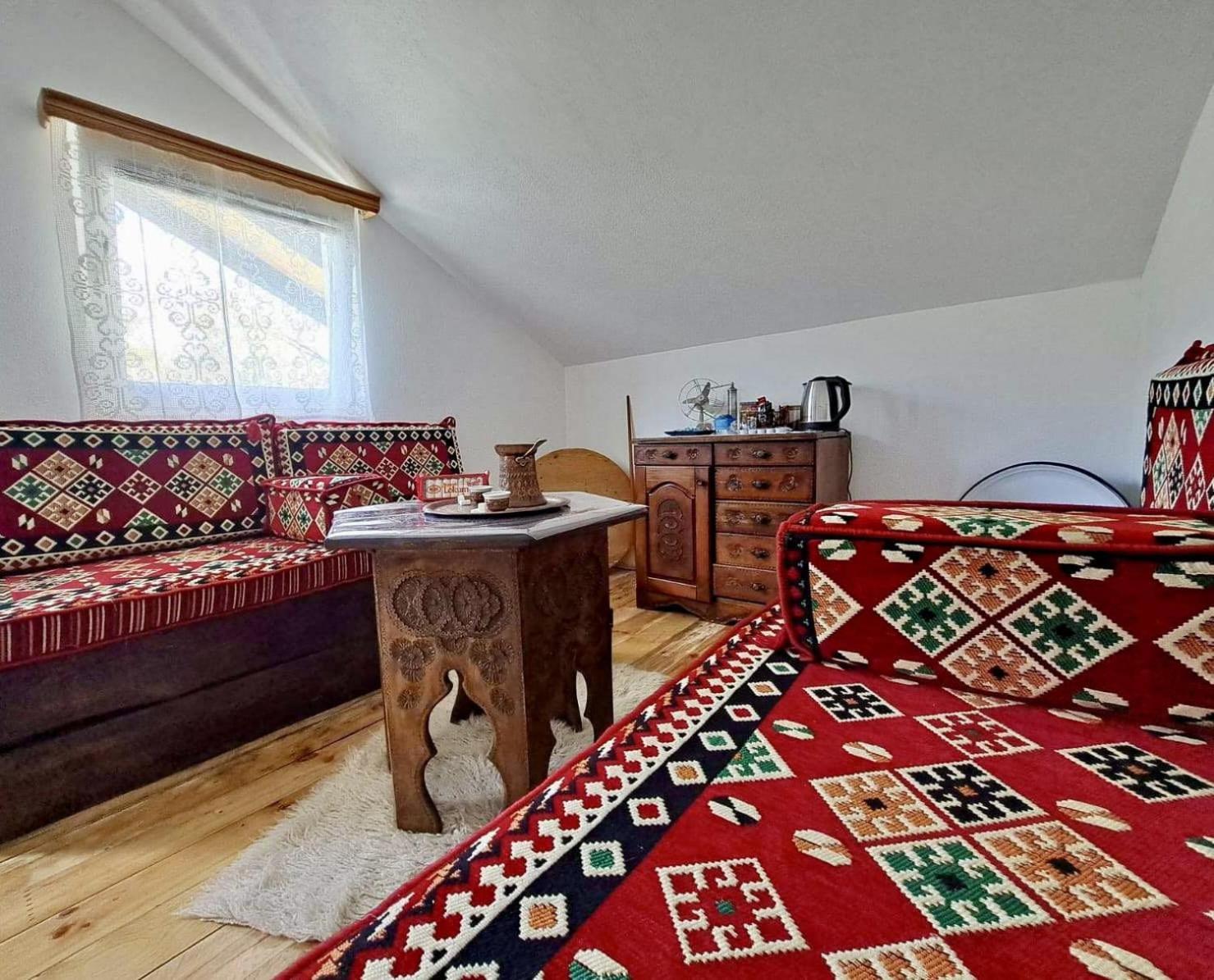 Sobe Zizi Bed & Breakfast Jajce Luaran gambar