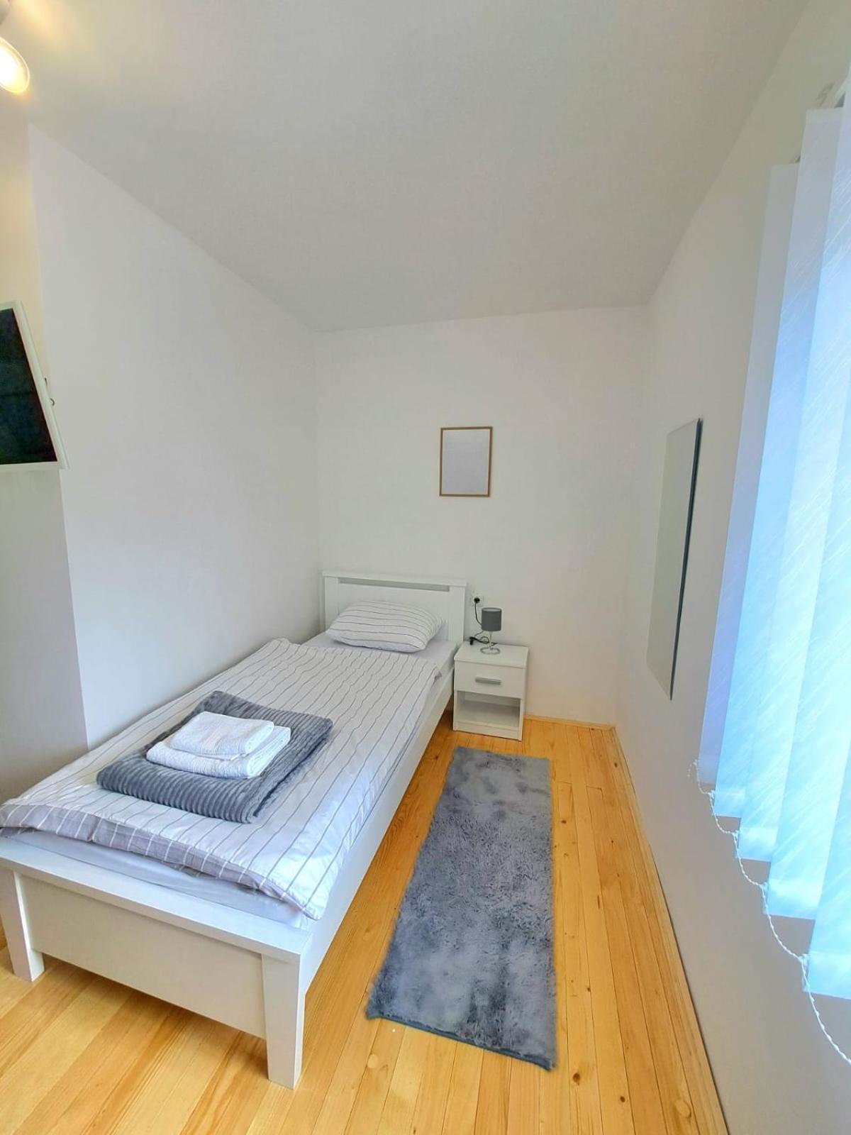 Sobe Zizi Bed & Breakfast Jajce Luaran gambar