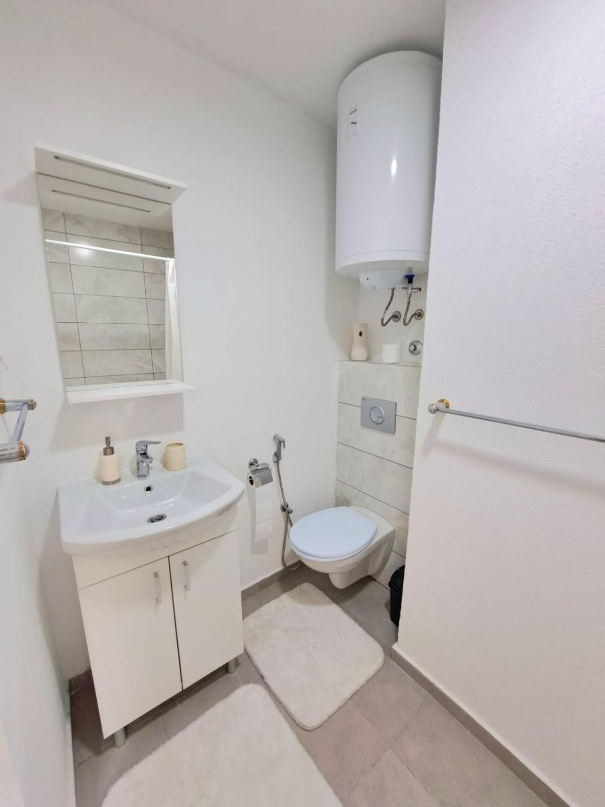 Sobe Zizi Bed & Breakfast Jajce Luaran gambar