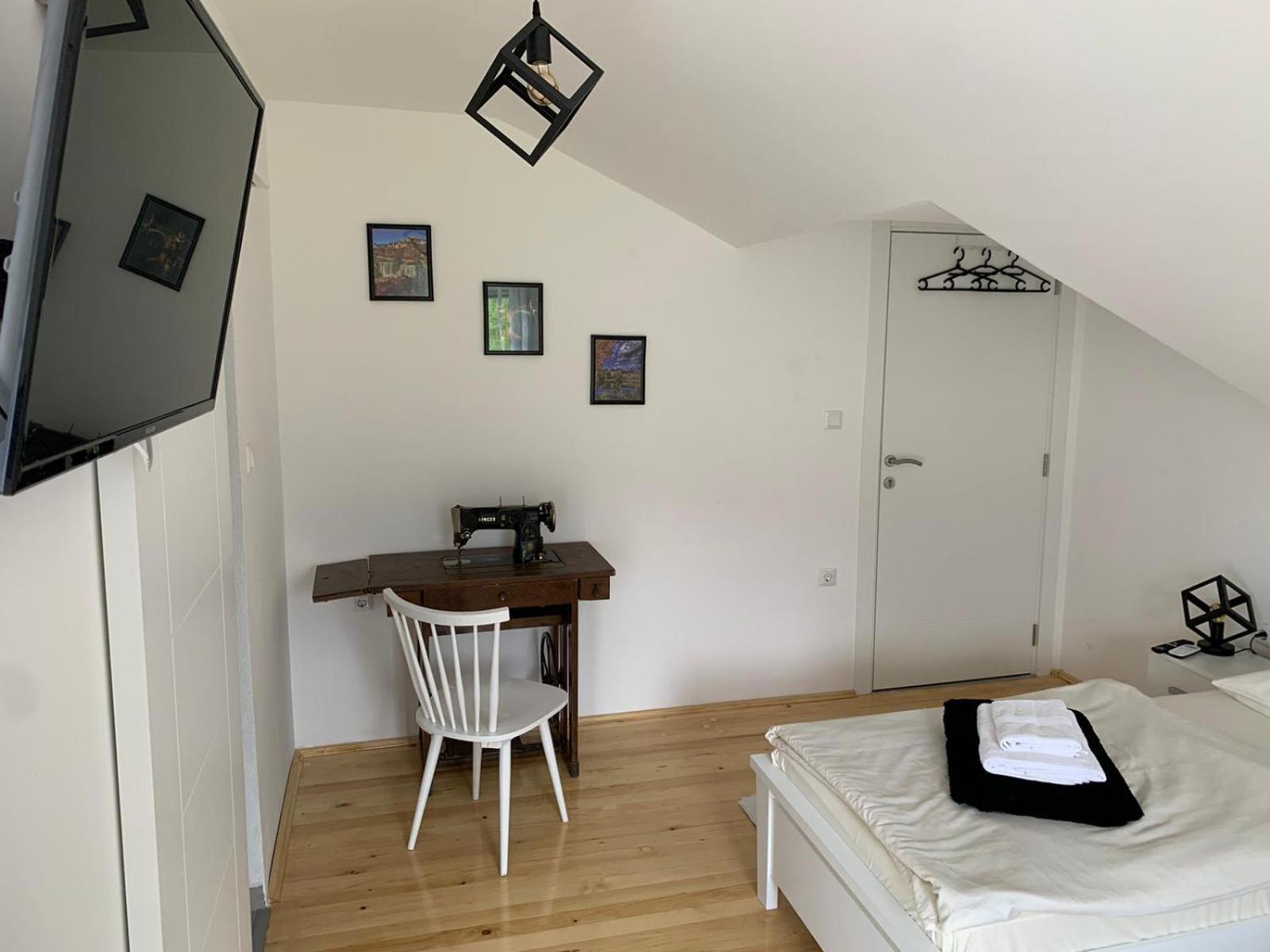 Sobe Zizi Bed & Breakfast Jajce Luaran gambar