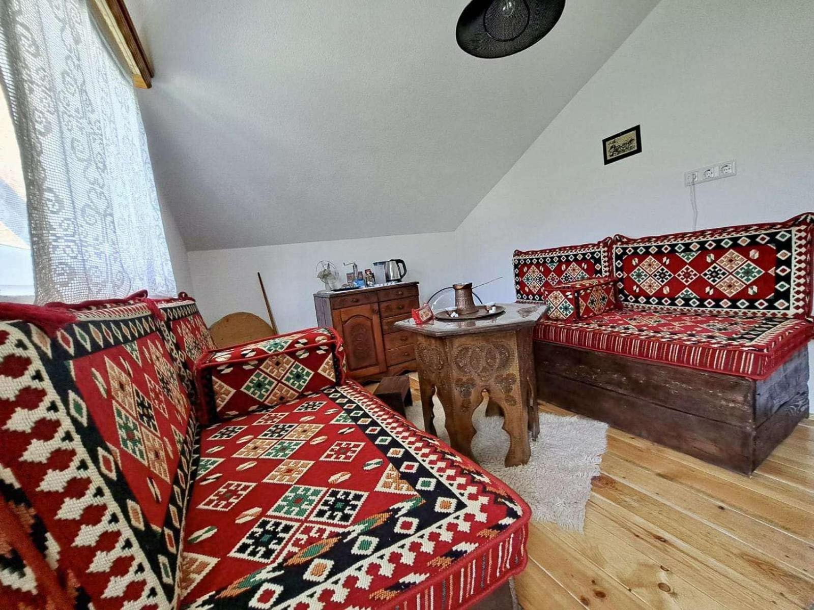 Sobe Zizi Bed & Breakfast Jajce Luaran gambar